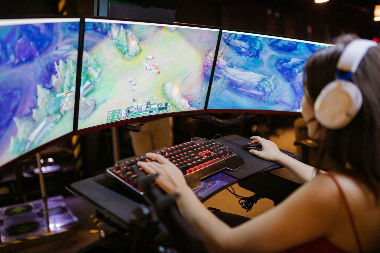 Esports Betting Across Different Genres — Advanced Betting Techniques for Niche Esports Genres